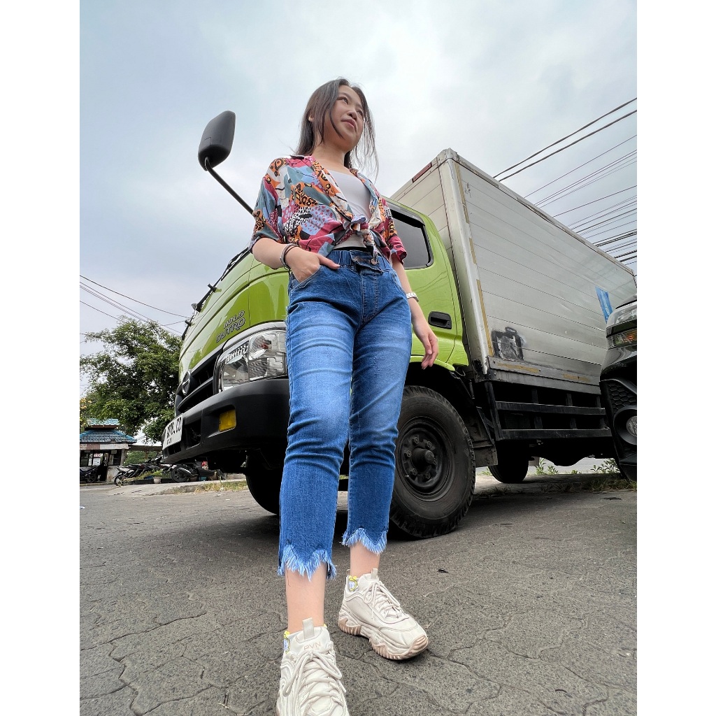 CELANA JEANS PENSIL 7/9 POLOS | RAWIS PINGGANG KARET | CELANA 7/9 WANITA DARK BLUE