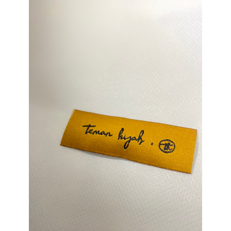 

Vol.2 [TERMURAH] [REALPICT] FREE DESIGN!! Label Woven Damask Best Quality Murah/ Label Custom Murah/ Label Baju/ Label Fashion Grosir Murah/ Woven Premium