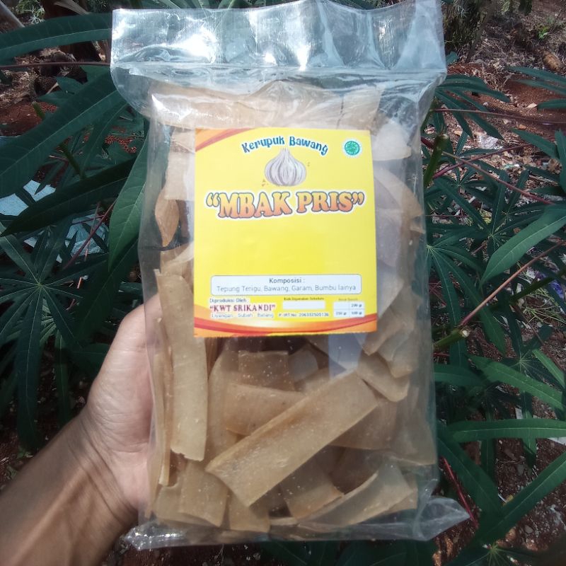 

KERUPUK BAWANG MENTAH SIAP GORENG