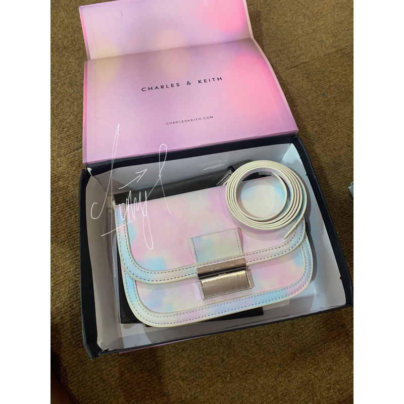 Clutch / Tas Wanita / Dompet Charles & Keith Original (With Box)