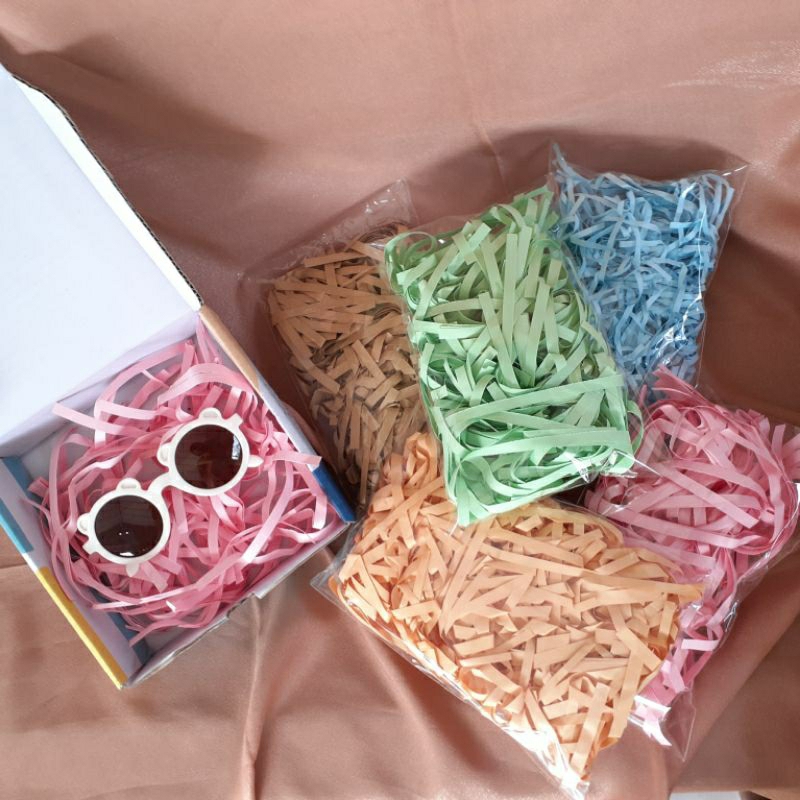 

(20 GR) Kertas Cacah Serut Aesthetic/Shredded Paper / Kertas Potong/Alas Kado Hampers Gift Box