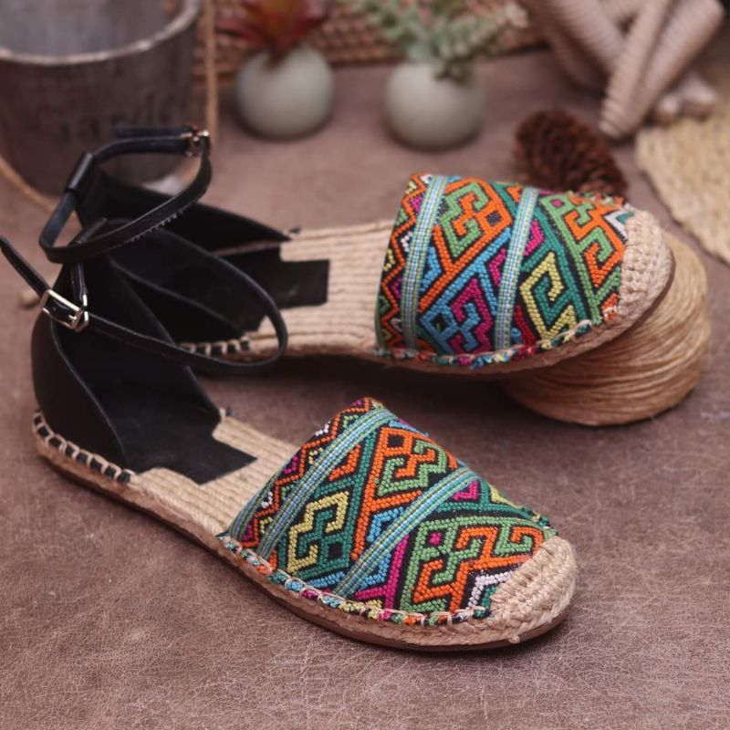 SANDAL ESPADRILLES TENUN BUNA NTT, SANDAL TENUN, SANDAL ETNIK