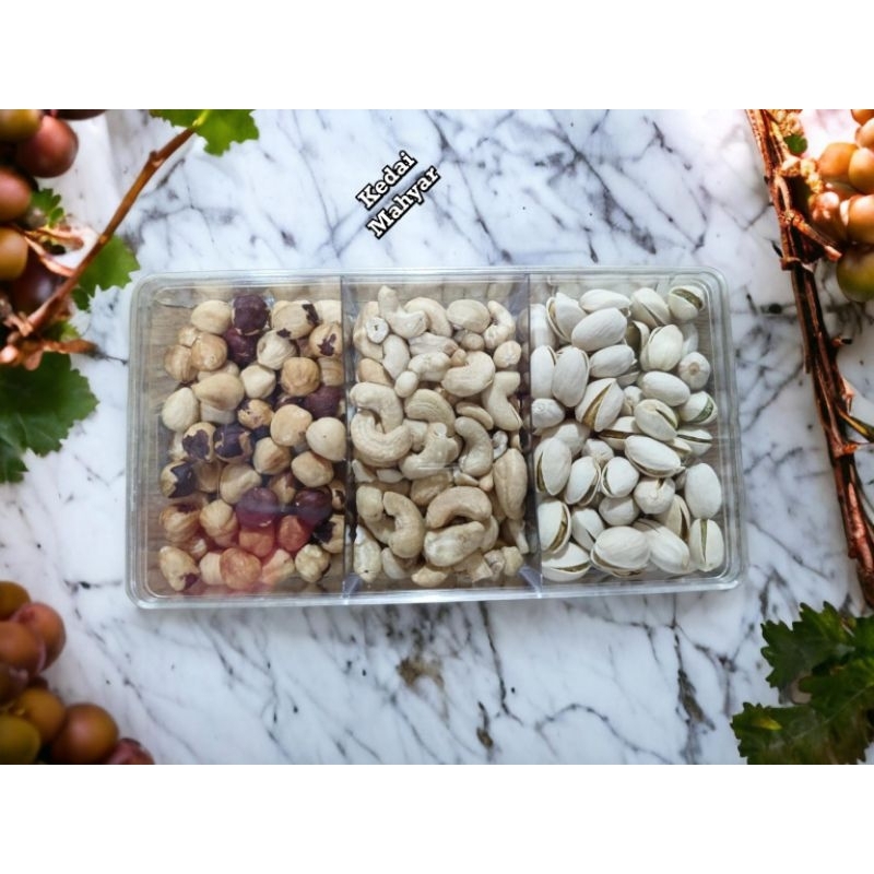 

Nuts mix... hazelnut | pistachio USA | mede roasted