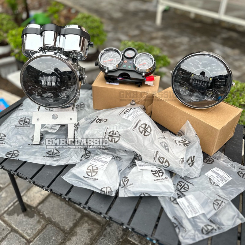 lampu depan ninja ss bulat chrome / Breket Lampu Ninja SS s r set daymaker daymaker 7inc lampu ninja