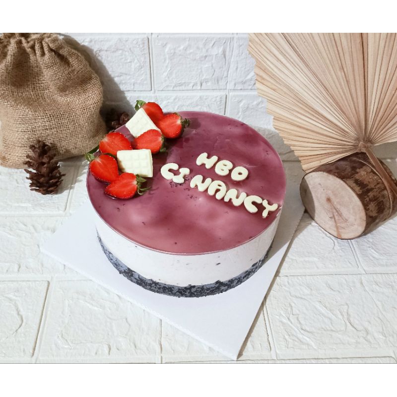 

Mulberry Mousse Cake