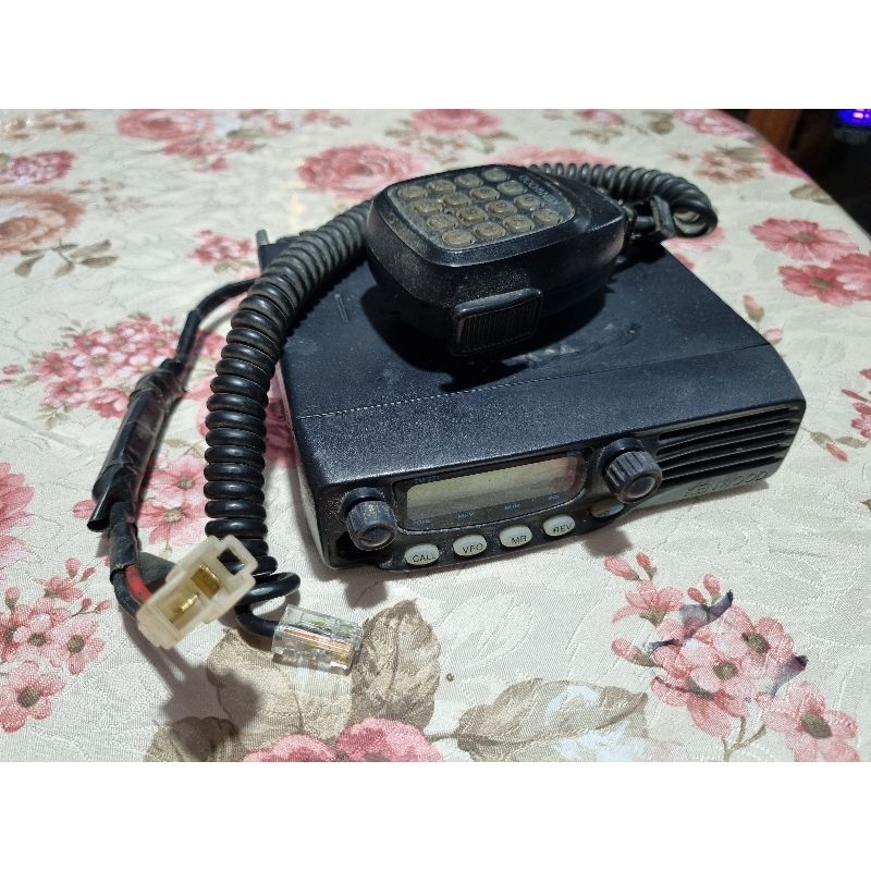 BEKAS - RADIO VHF RIG KENWOOD TM 271