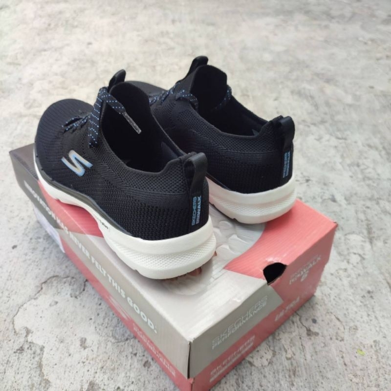 Skechers Go Walk 6 Black/lt blue
