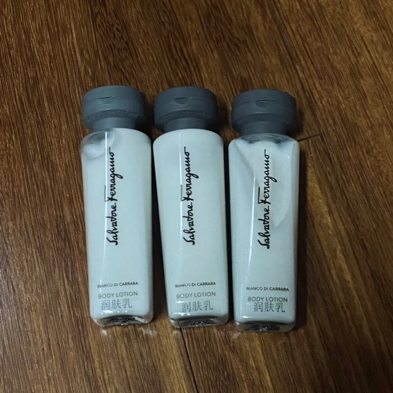 Salvatore Ferragamo body lotion bianco di carrara