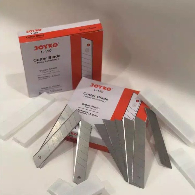 

Isi Cutter JOYKO L 150 Ukuran Besar Isian Refill Cuter Silet Gagang Mata Sillet Pisau Pemotong Serbaguna Kertas Kain Sayat Stainless steel Anti Karat Tajam Tajem Kuat Tipis Big Size Pegangan Perlengkapan Sekolah Kantor Sparepart Murah Bagus Penacle Malang