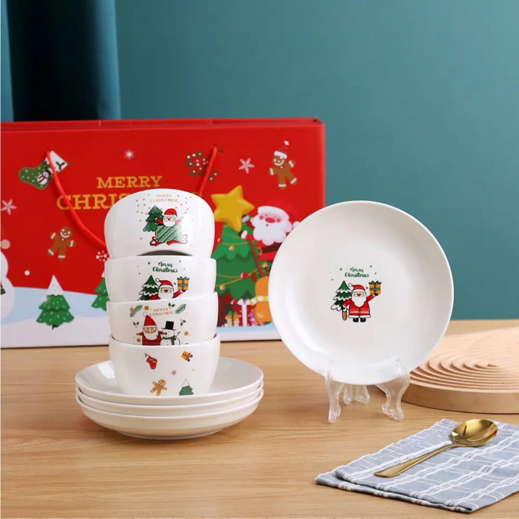 KURAVE Christmas Gift: Santa Plates & Bowl Hampers Set