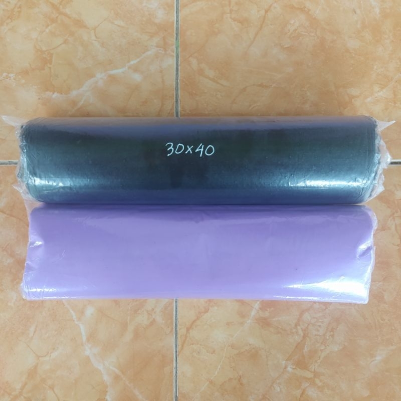 

Plastik packing polymailer glossy 30x40 isi 100 lbr