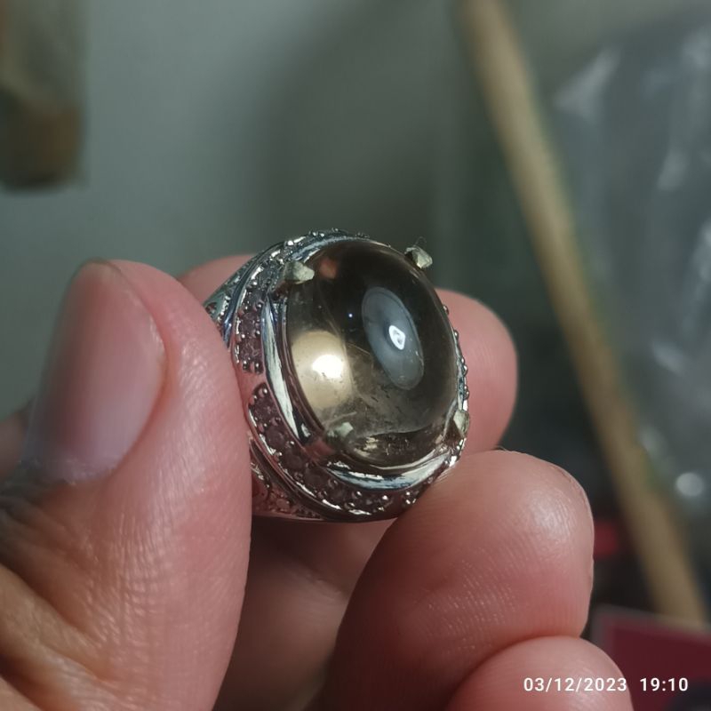 BATU NATURAL SMOKY QUARTZ / KECUBUNG TEH