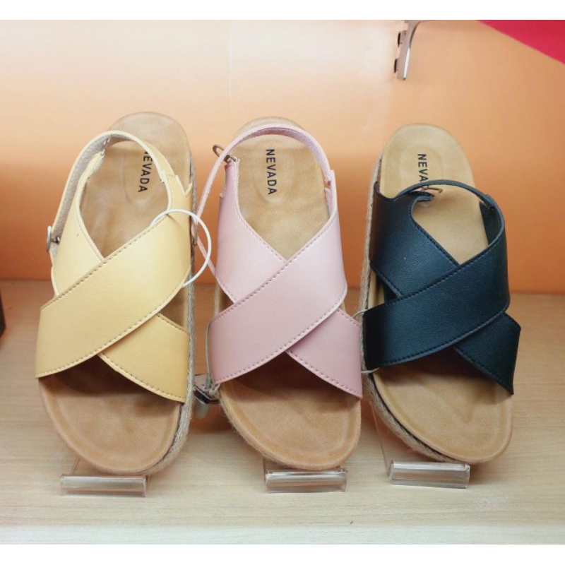 SANDAL SELOP WANITA NEVADA