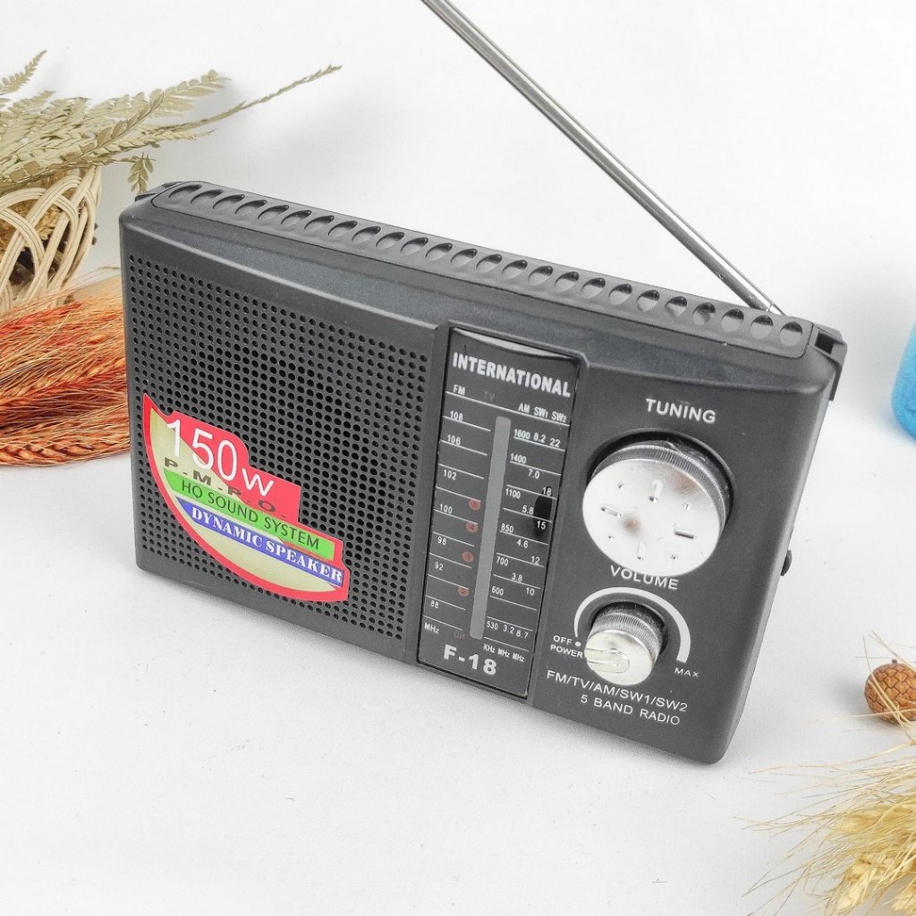 Radio Fleco Jadul F 18 INTERNATIONAL AC DC AM-FM Fleco