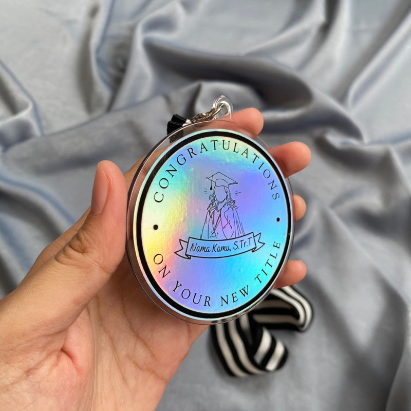 

MEDALI HOLOGRAM CUSTOM, MEDALI AKRILIK, HADIAH WISUDA, ULANG TAHUN, SOUVENIR