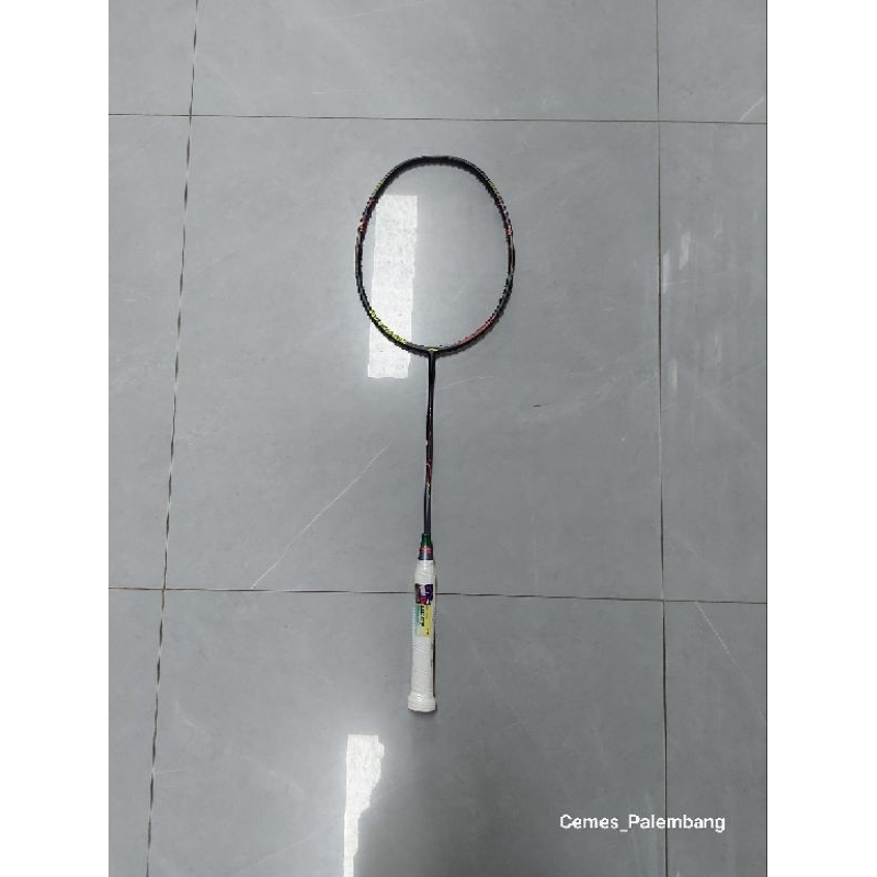 Raket Badminton Lining Axforce 80 Jr