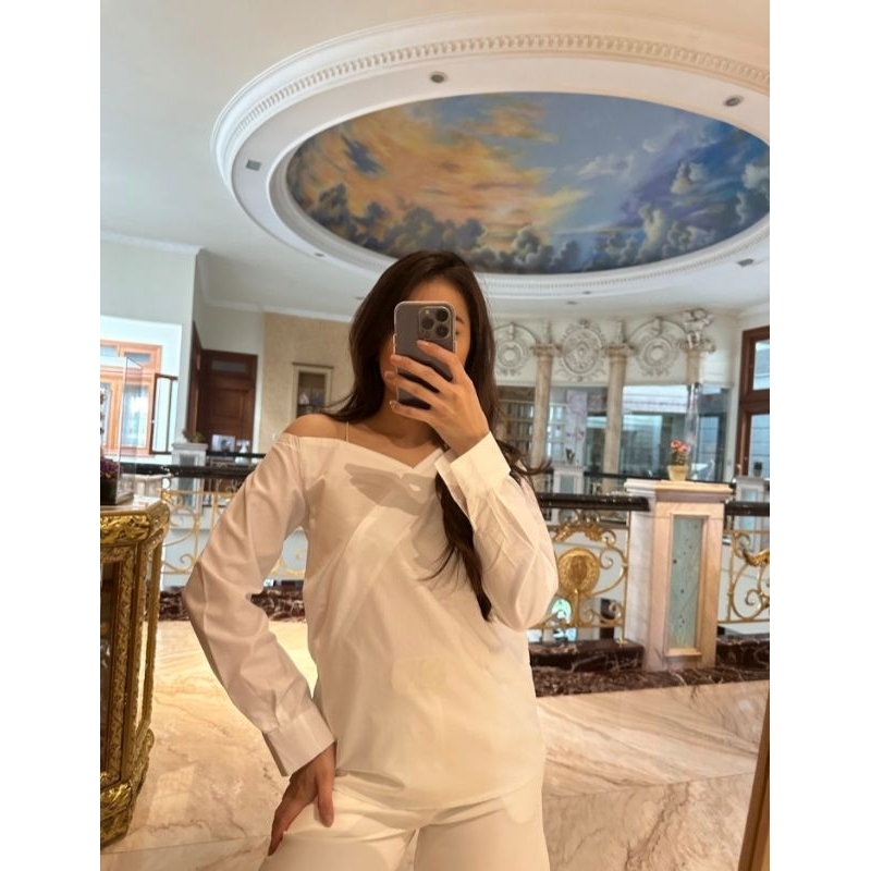 VICTOIRE | HYON ONE SHOULDER TOP | KOREAN TOP STYLE | ATASAN WANITA