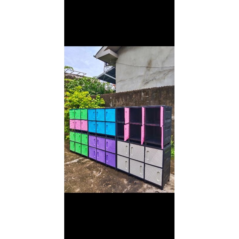 Lemari triple rattan swing ss2