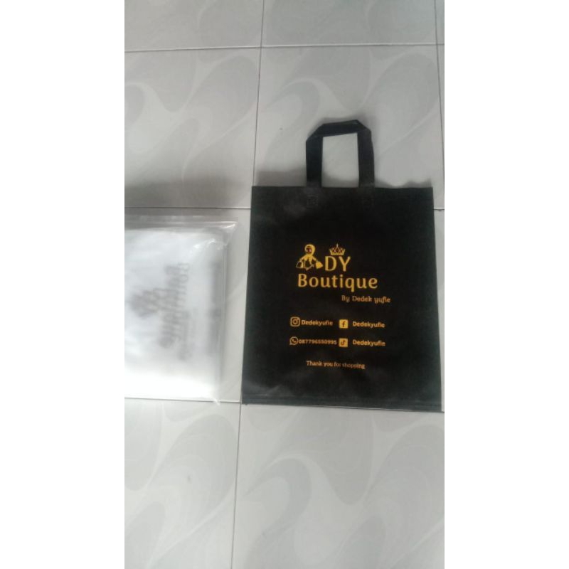 

Tas spundbond sablon Merek Gomico UK 38x45