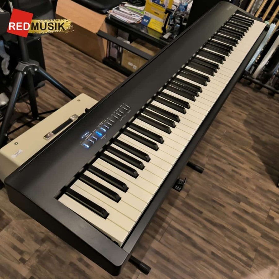 Digital Piano Roland FP-30X Digital Portable Piano Roland FP30X FP 30X