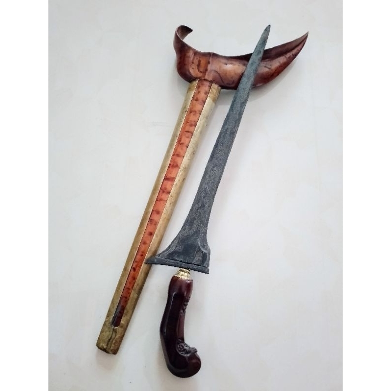 Keris Tilam Upih Sepuh Warangka Ladrang iras