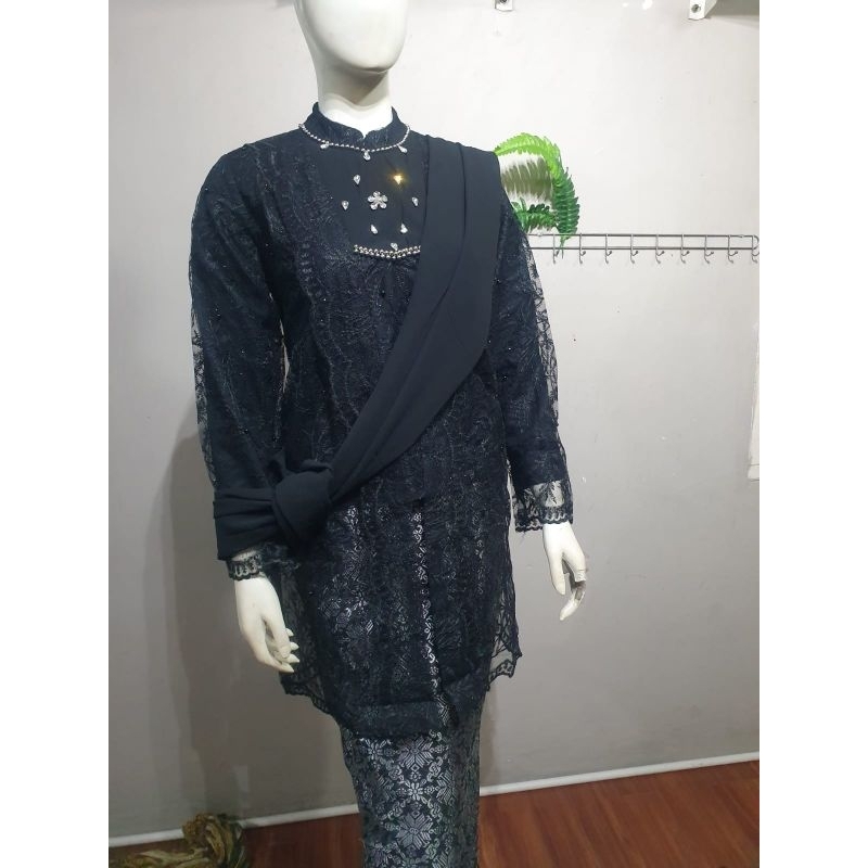 Set kebaya Dynasti/ kebaya Wisuda/ Kebaya pesta/ Kebaya kondangan/Kebaya Cantik