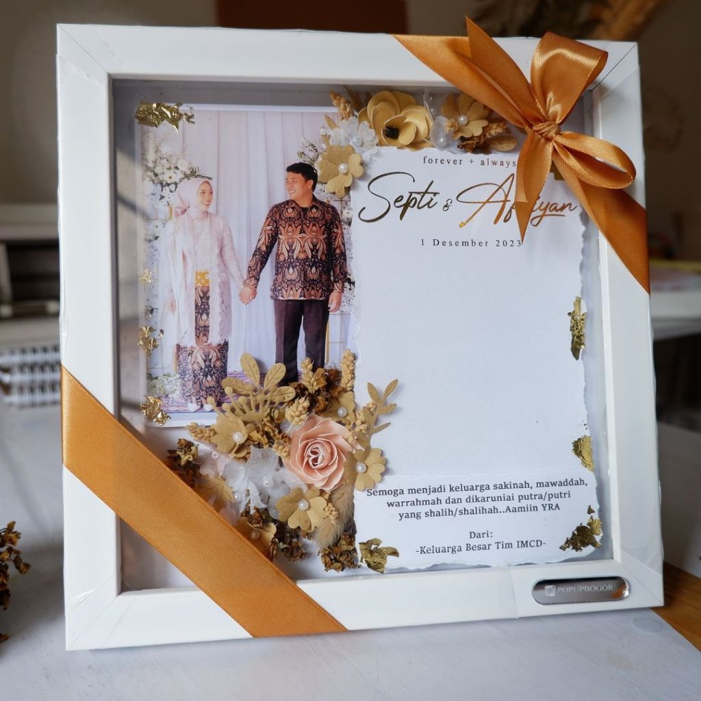 Kado Hadiah Frame 3D Wedding Nikahan Logam Mulia dan Photo Pernikahan