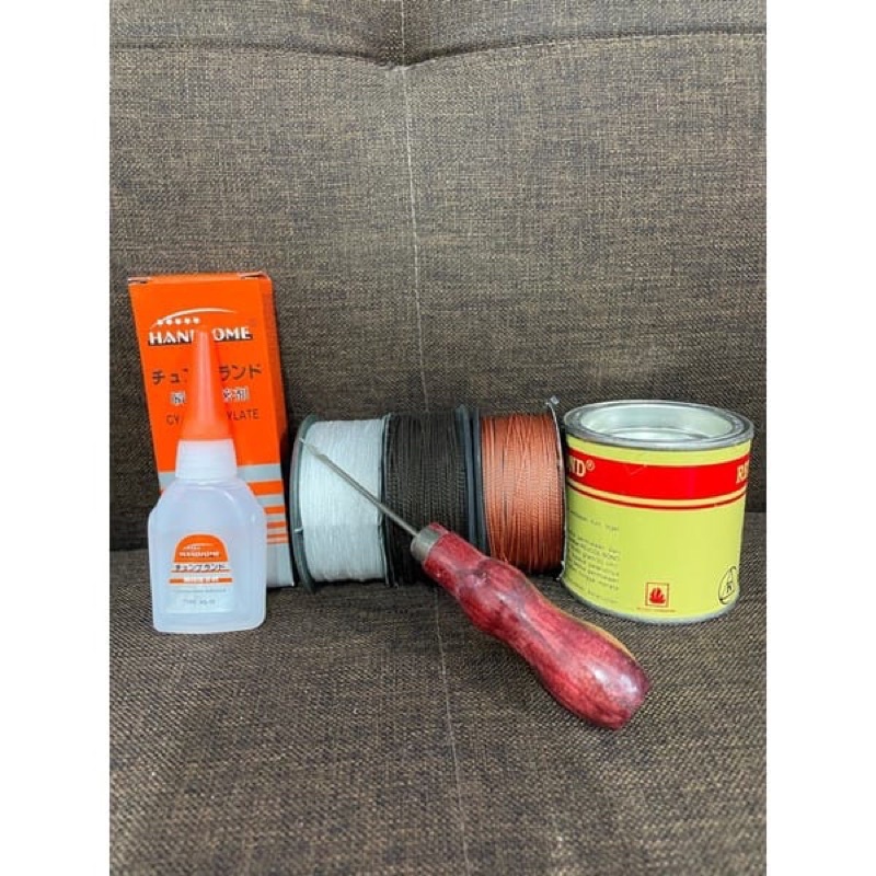 PAKET SOL SEPATU ISI 6 - LEM SOL SEPATU + LEM HANDSOME + JARUM SOL SEPATU + 3 BENANG PUTIH BENANG HI