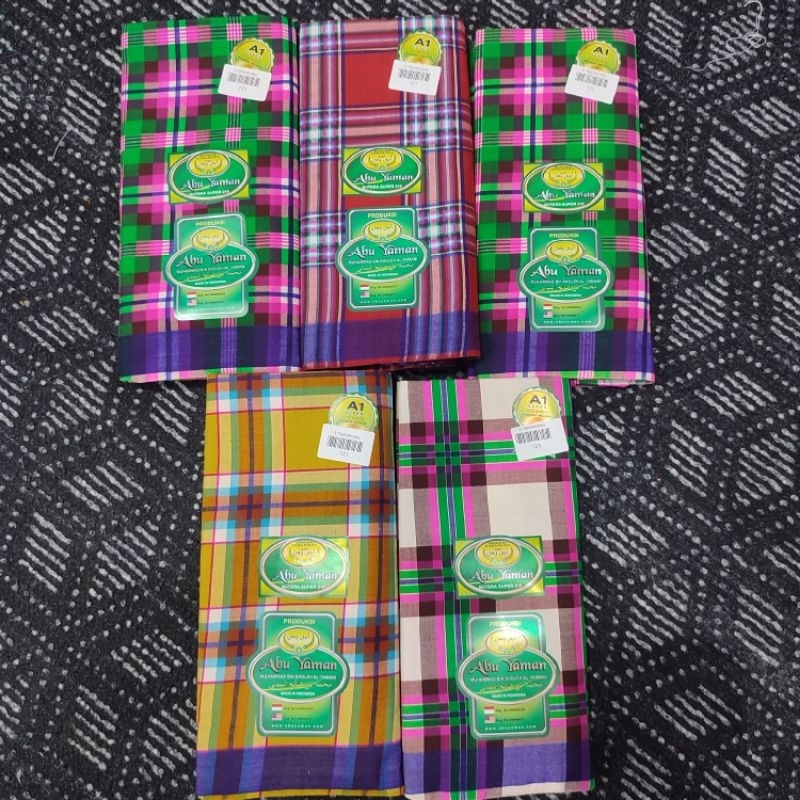 Sarung Abu Yaman KOTAK full sutera Asli