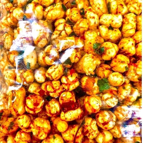 

TIK TAK CIKUR PEDAS/ORIGINAL SNACK BARAYA 500 GRAM