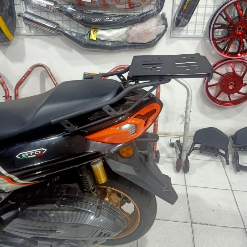 BREKET BRACKET BOX MOTOR NMAX NEW 2020-2021-2022-2023 Breket Box geser New NMAX 2020 2021 2022 2024 