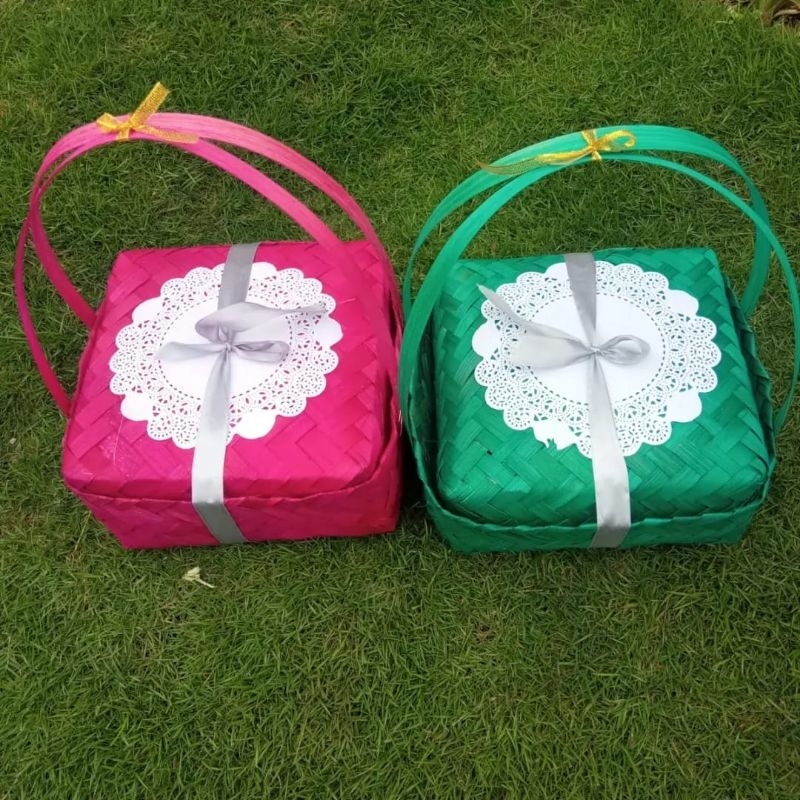 Besek/besek jinjing/ besek warna free pita,renda