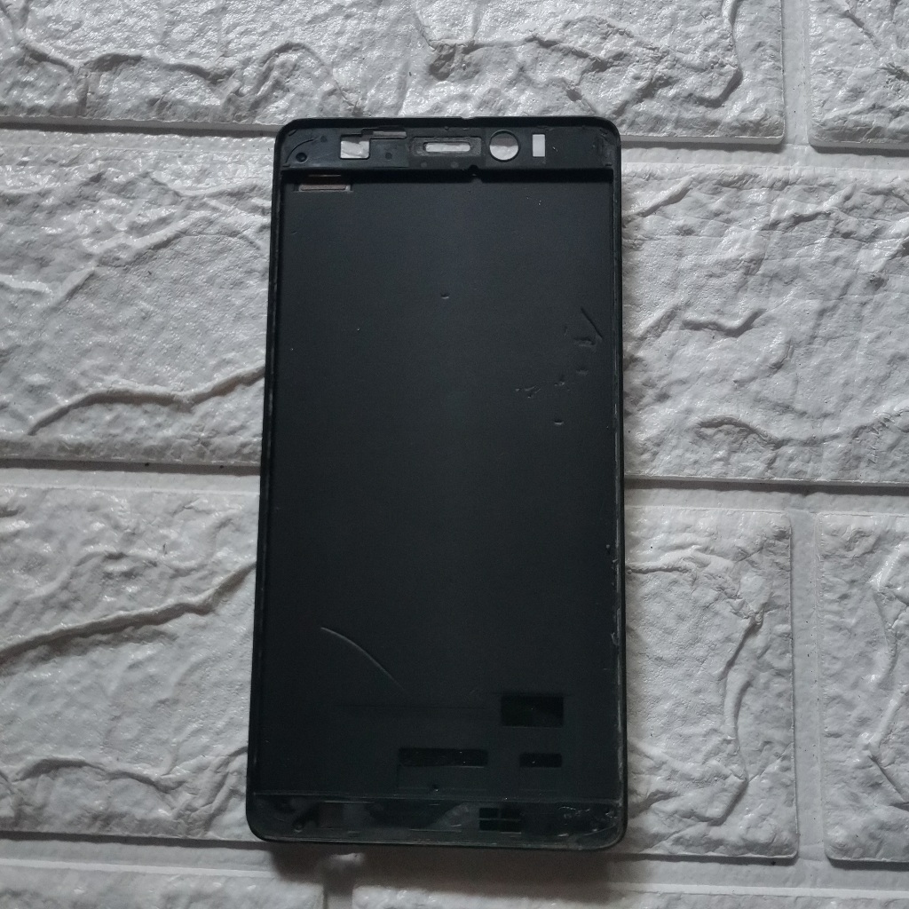 Frame Lenovo A7000 Tatakan LCD Original Copotan - Dudukan Layar Hp