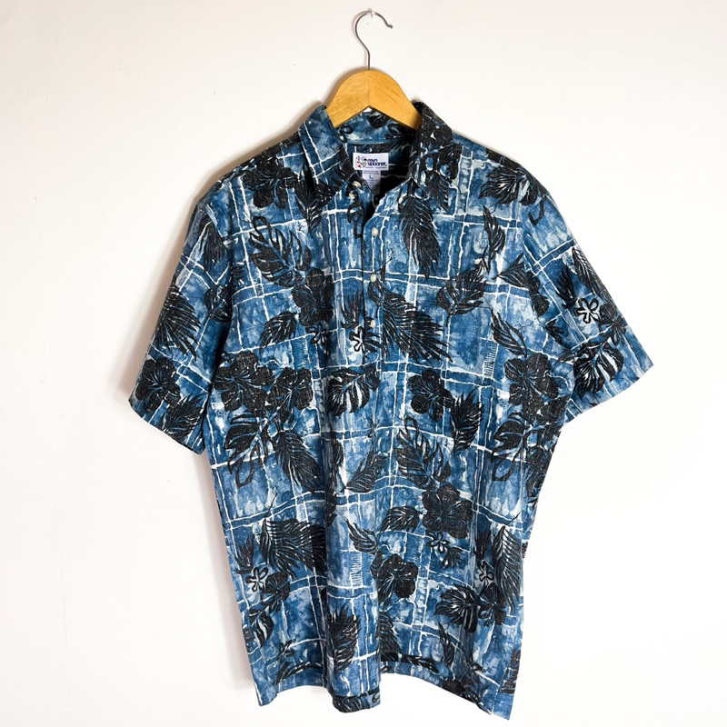 Reyn Spooner Traditional Hawaiian Shirt