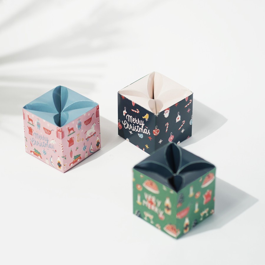 

Christmas Flower Petal Shape Favor Box | Box Hadiah Natal - 8x8x8 cm