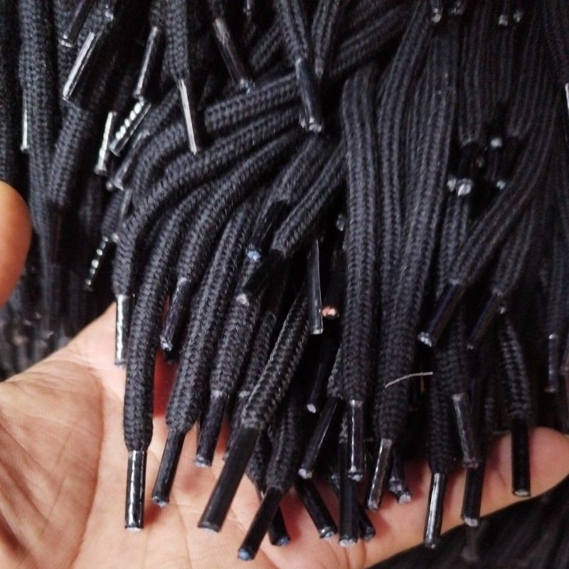 Tali Hoodie ujung plastik