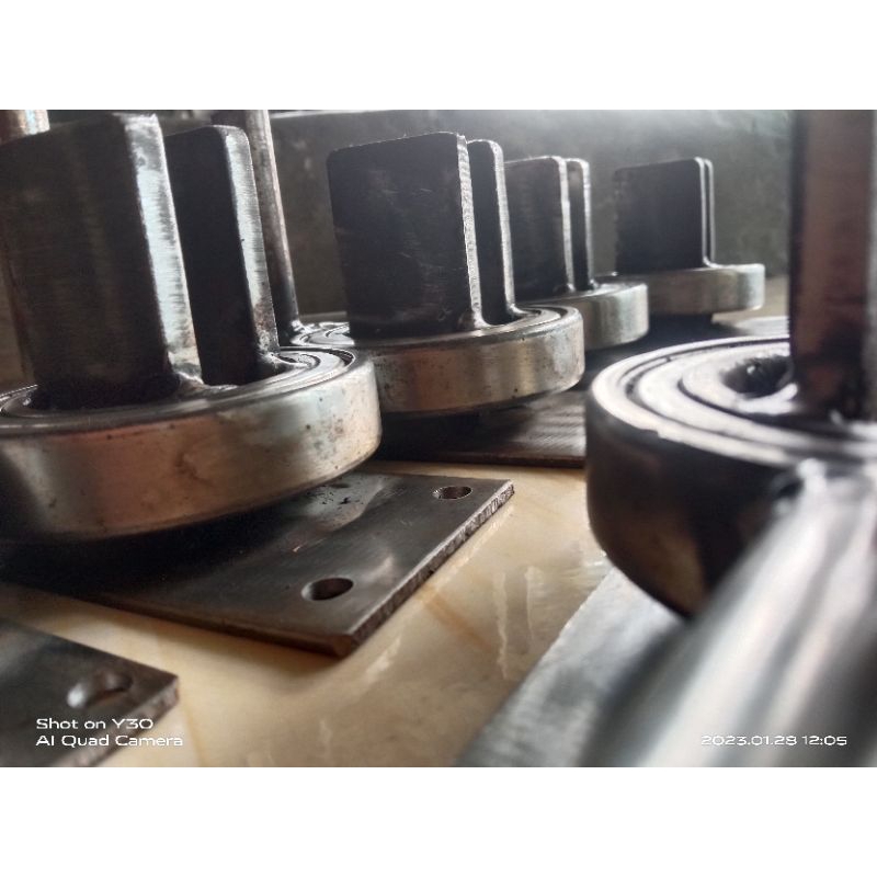 ALAT ROLL BESI BETON DAN PLAT STRIP