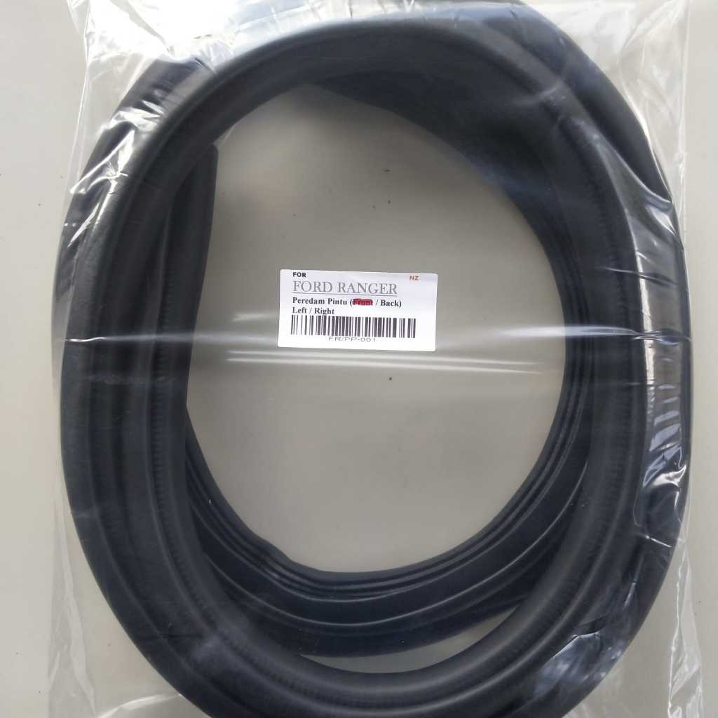 Karet Peredam Pintu Belakang Mobil Ford Ranger 2002-2006