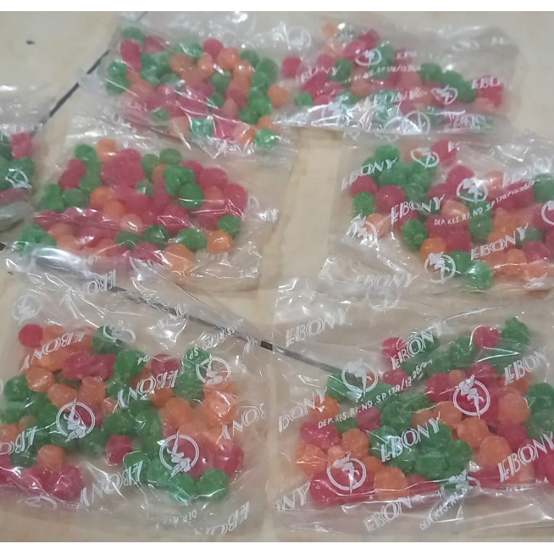 

PERMEN WARNA RASA MINT ATAU PERMEN JAMU.