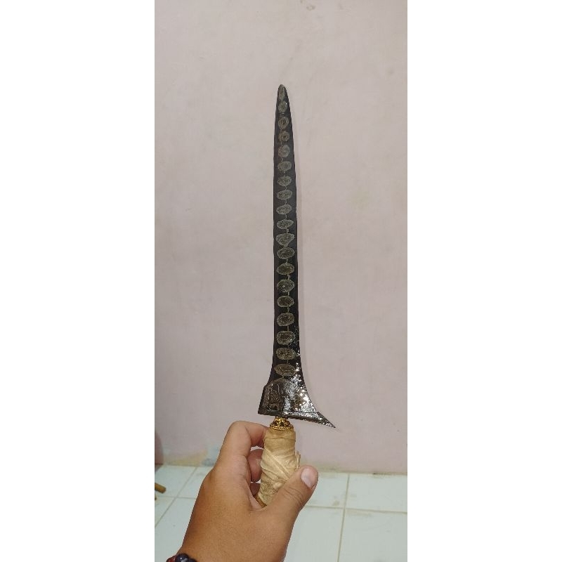 Keris brojol melati ronce