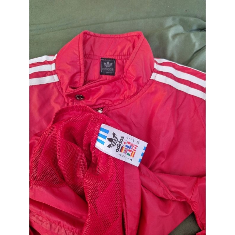 jaket parasut adidas vintage size S fit M