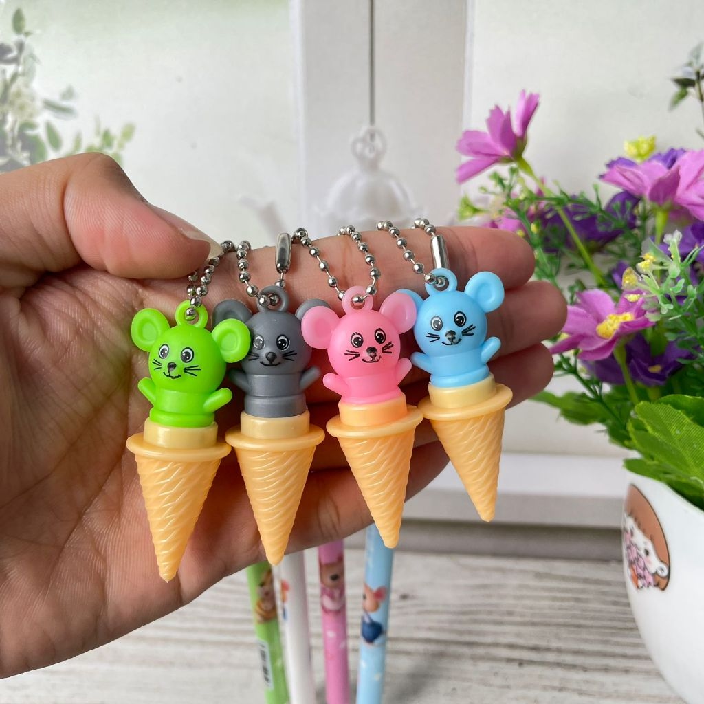

PULPEN GANTUNGAN TIKUS ICE CREAM PG-1051 pena gel gantungan tikus eskrim pen gel gantungan miniatur tikus eskrim pulpen lucu unik kekinian harga terjangkau