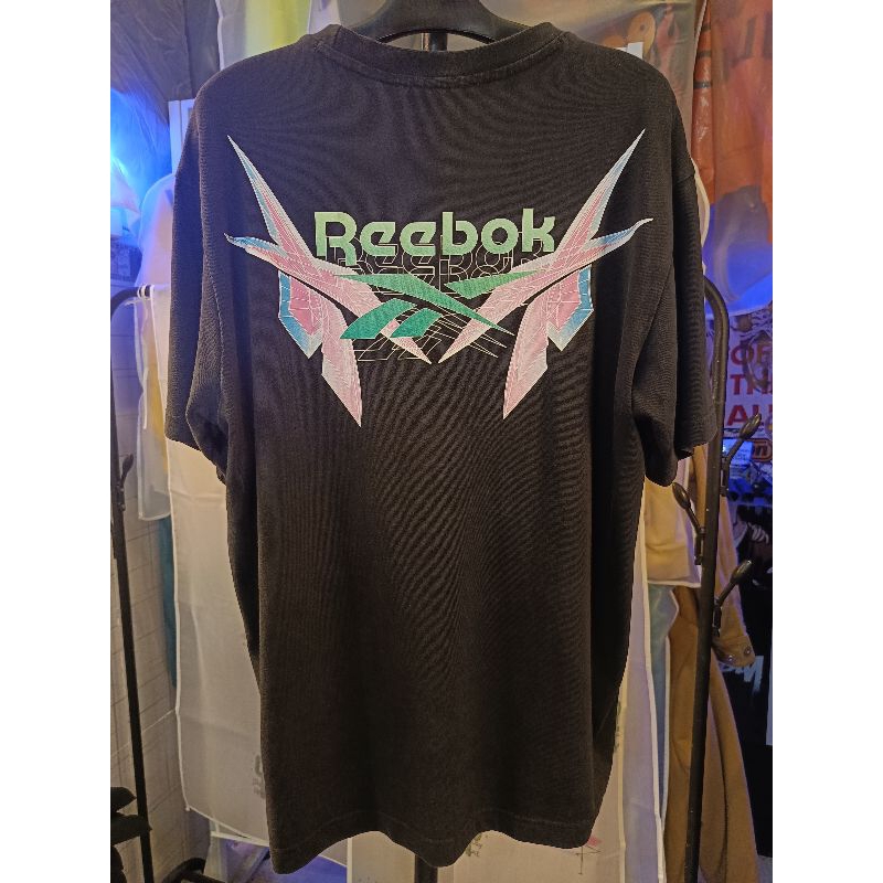 Kaos Reebok Second