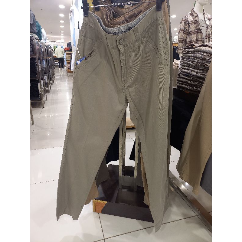 Celana Chinos Giani Gracio