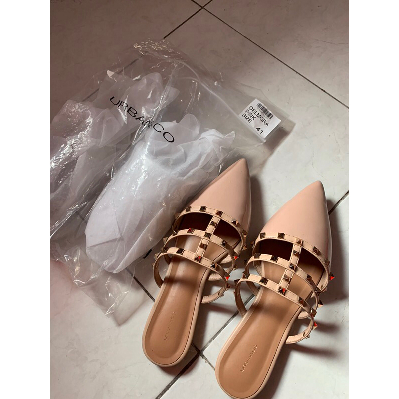 Urban & Co Delmora Pink