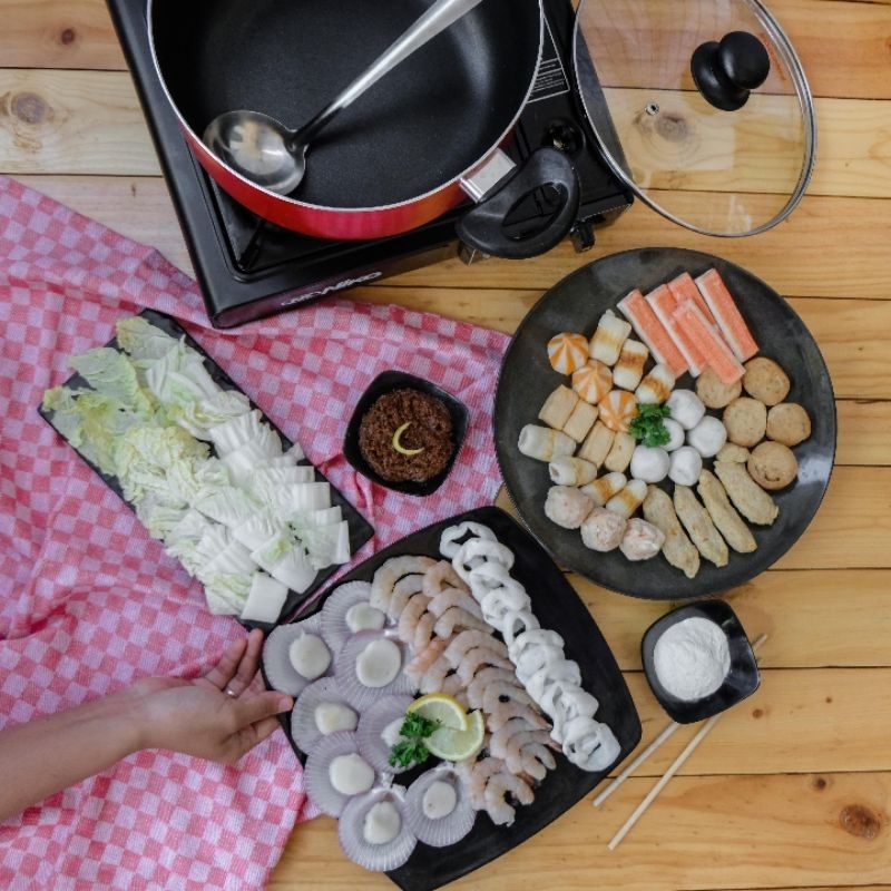 

PAKET THAI SUKI TOMYUM FOR 4 PAX [TANPA ALAT]