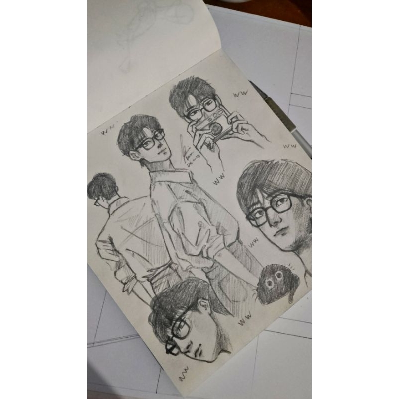 

sketsa anime jasa gambar potrait Doodle