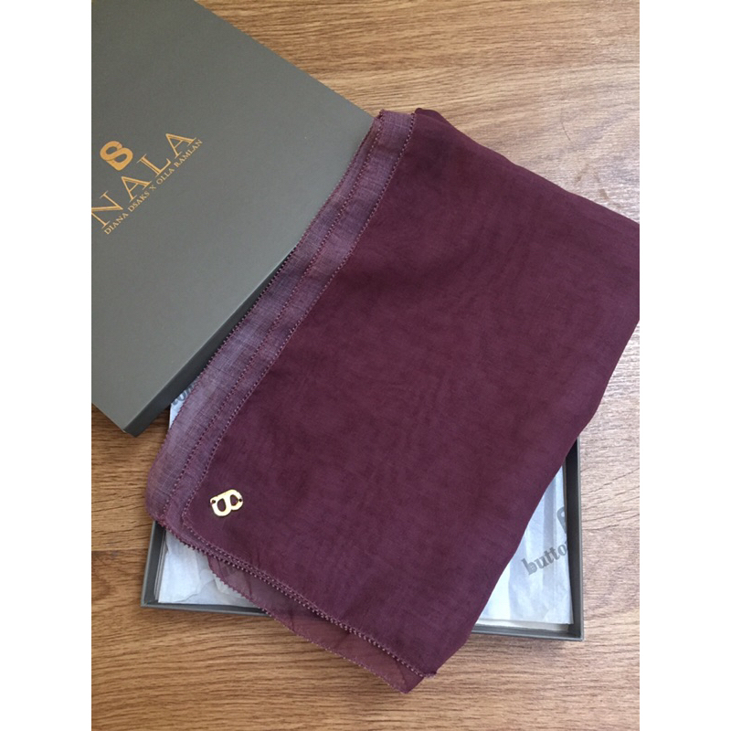 nala square buttonscarves