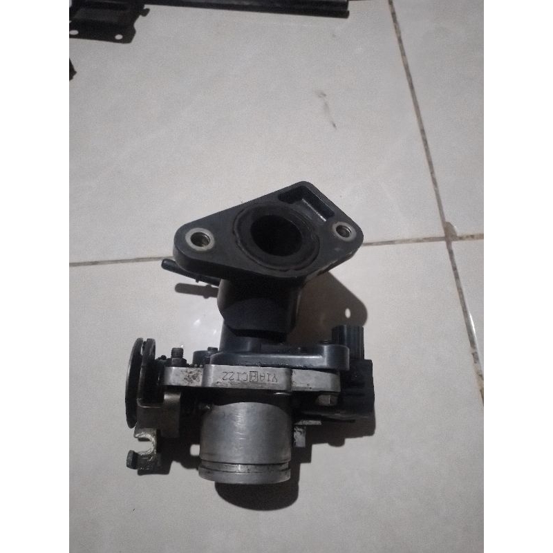 TB / Trotole trotol body honda supra x 125 fi HELM IN kode KYZ original ( seken )