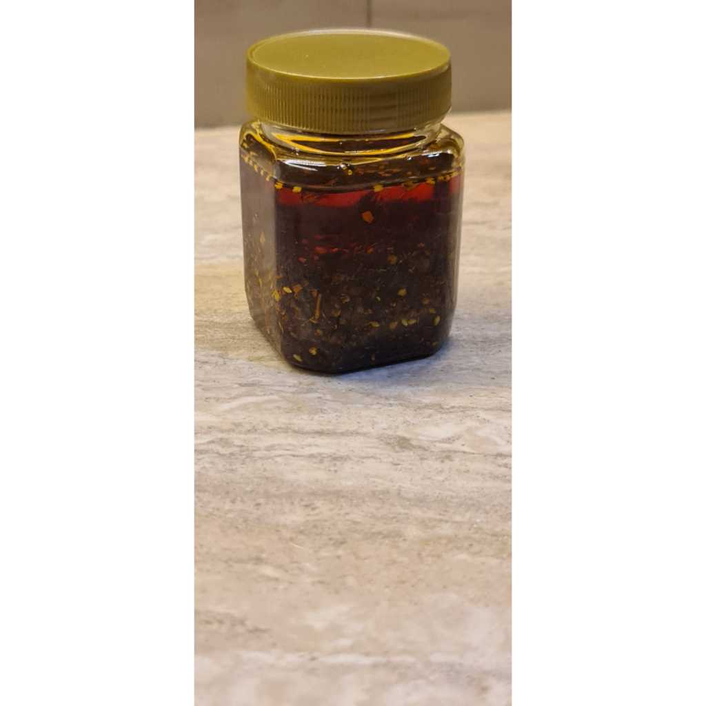 

CHILI OIL PER CUP EXTRA / SAMBAL CHILI OIL / CHILI OIL HOME MADE 120 ML / EXTRA SAMBAL CHILI OIL TANPA PENGAWET